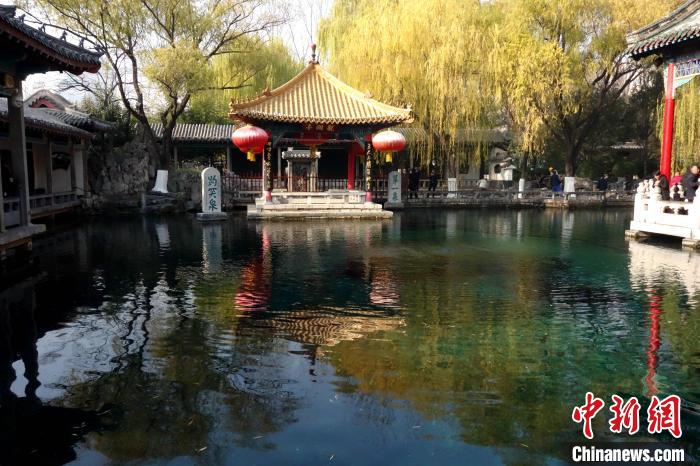 图为，初春时期的“天下第一泉”趵突泉。(资料图) 李欣 摄